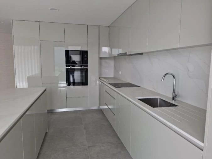 Apartamento T3 para Venda em Azurem Foto 5