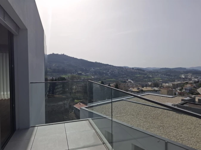 Apartamento T3 para Venda em Azurem Foto 24