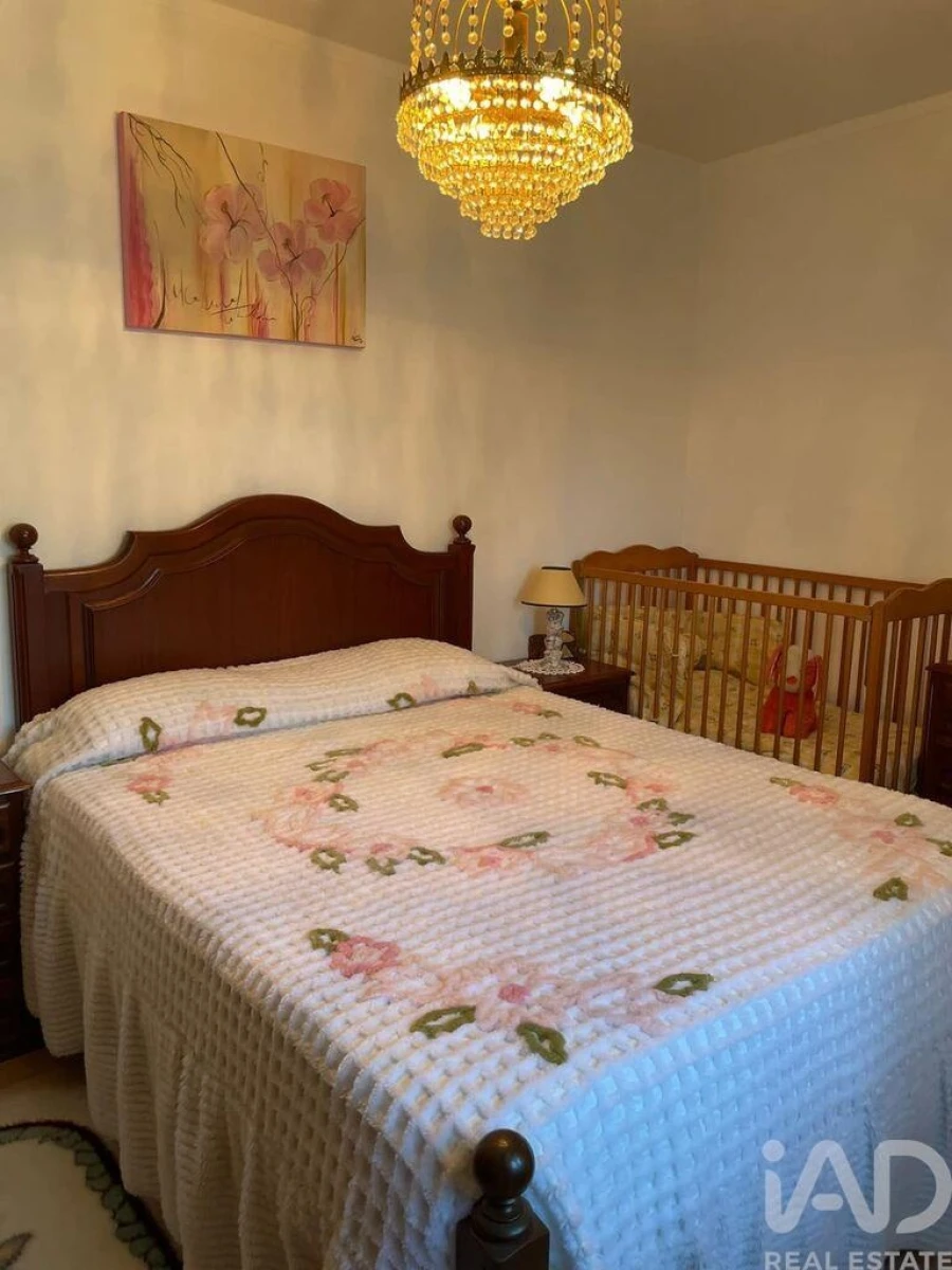 Moradia T3 para Venda em Armamar Foto 12