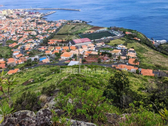 Terreno para Venda em Caniçal Foto 12