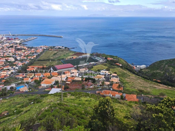 Terreno para Venda em Caniçal Foto 13