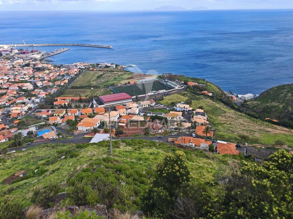 Terreno para Venda em Caniçal Foto 8
