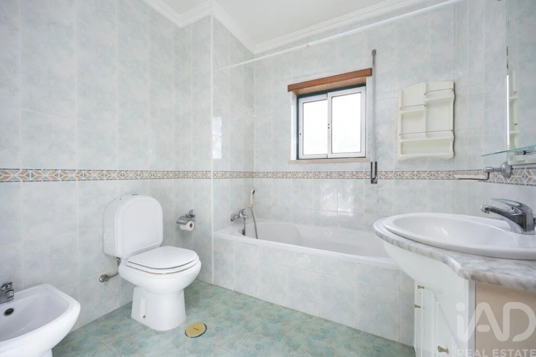 Apartamento T3 para Venda em Santiago e São Simão de Litém e Albergaria dos Doze Foto 28