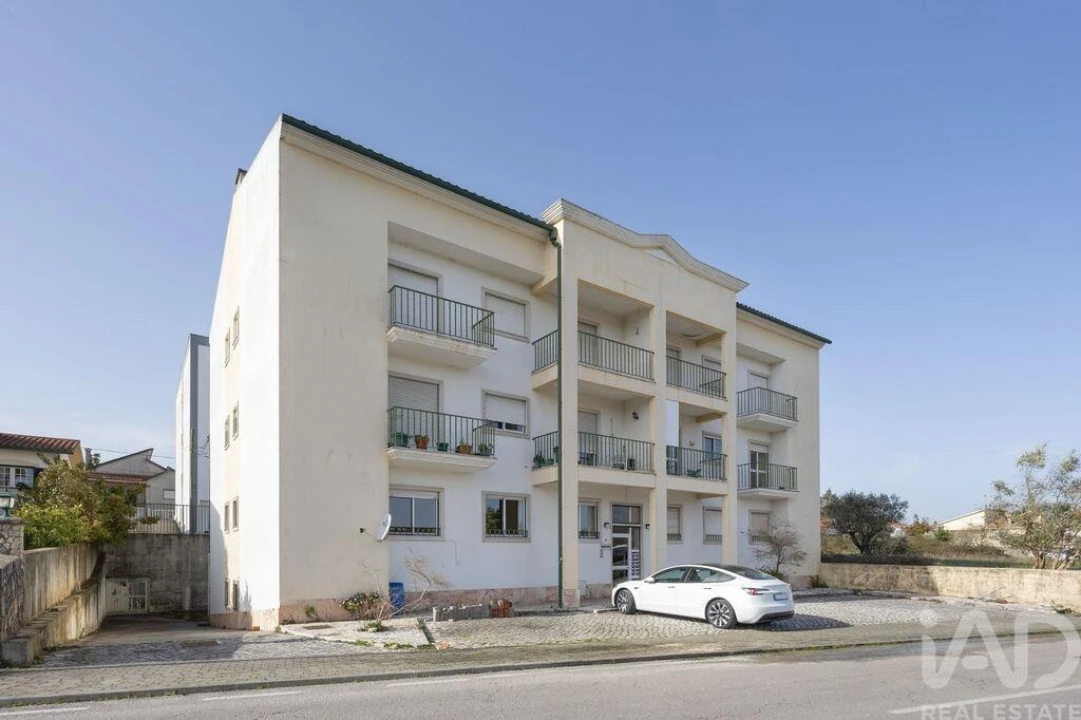 Apartamento T3 para Venda em Santiago e São Simão de Litém e Albergaria dos Doze Foto 36