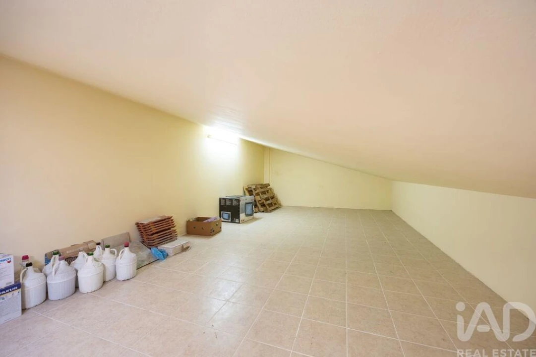 Apartamento T3 para Venda em Santiago e São Simão de Litém e Albergaria dos Doze Foto 31