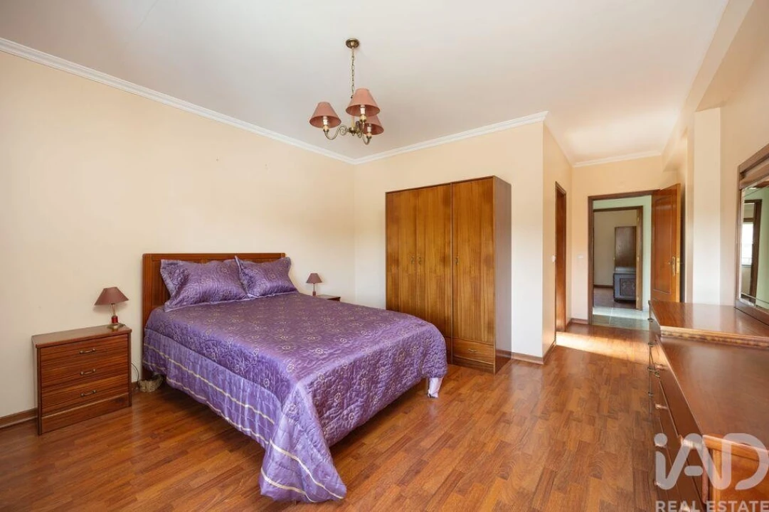 Apartamento T3 para Venda em Santiago e São Simão de Litém e Albergaria dos Doze Foto 17