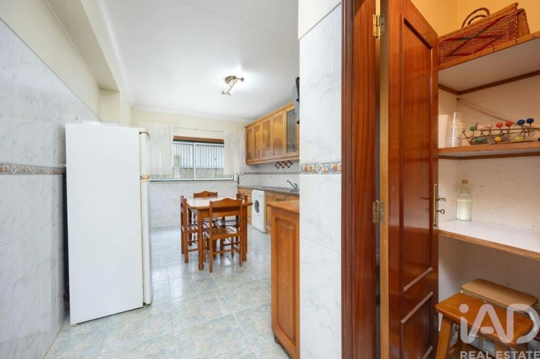 Apartamento T3 para Venda em Santiago e São Simão de Litém e Albergaria dos Doze Foto 15