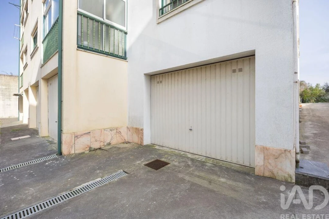 Apartamento T3 para Venda em Santiago e São Simão de Litém e Albergaria dos Doze Foto 33