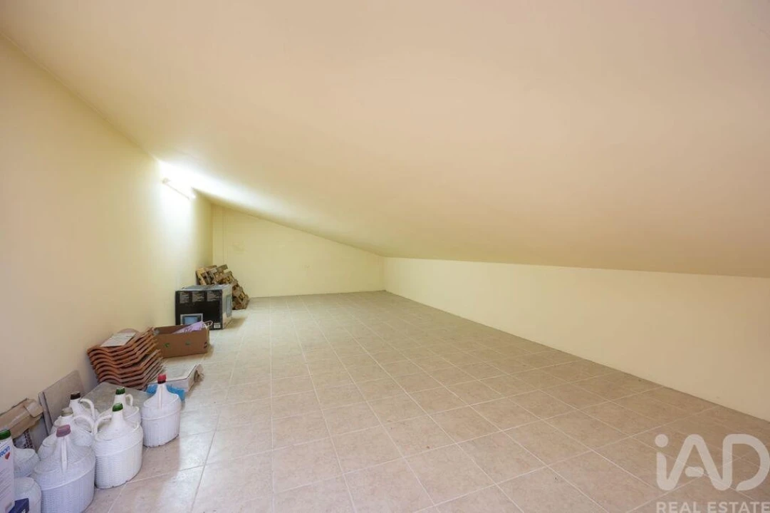 Apartamento T3 para Venda em Santiago e São Simão de Litém e Albergaria dos Doze Foto 32