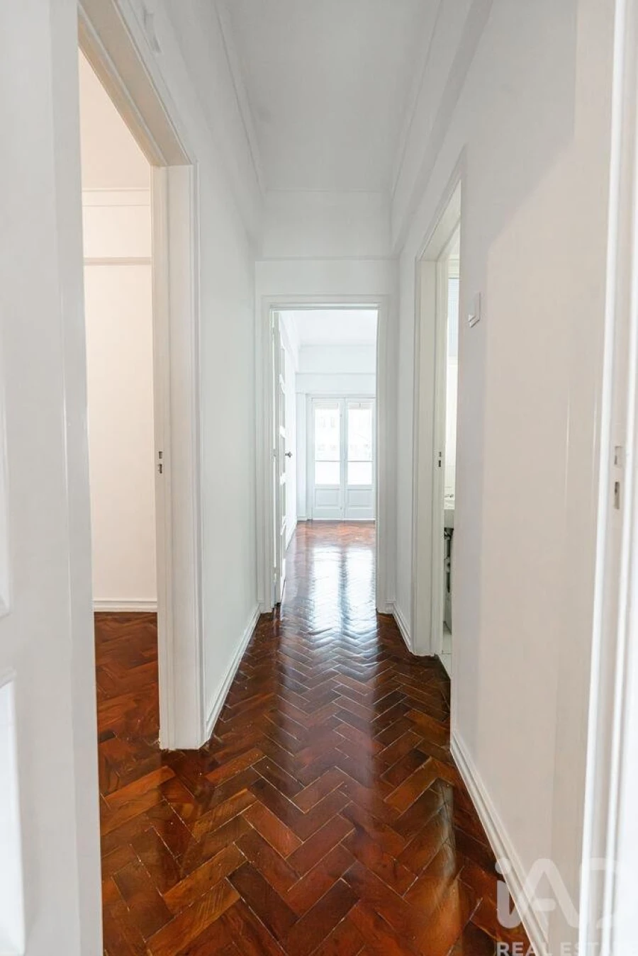 Apartamento T2 para Arrendamento em Alvalade Foto 8