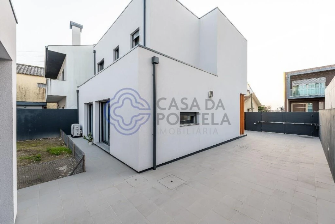 Moradia T3 para Venda em Perafita, Lavra e Santa Cruz do Bispo Foto 43