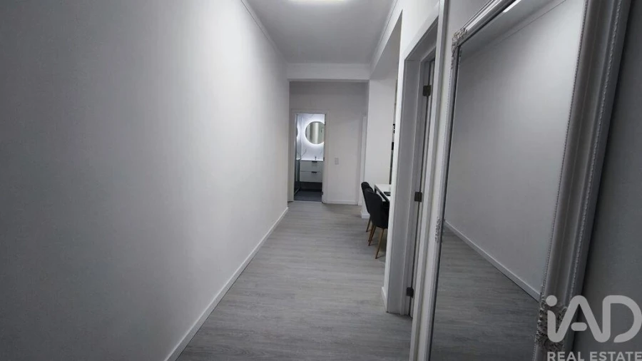 Apartamento T2 para Venda em Faro (Sé e São Pedro) Foto 10