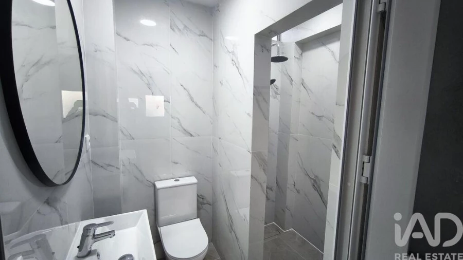 Apartamento T2 para Venda em Faro (Sé e São Pedro) Foto 7