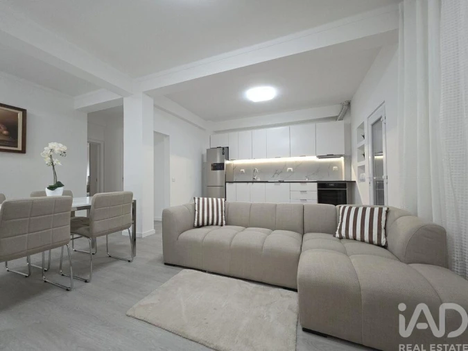 Apartamento T2 para Venda em Faro (Sé e São Pedro)