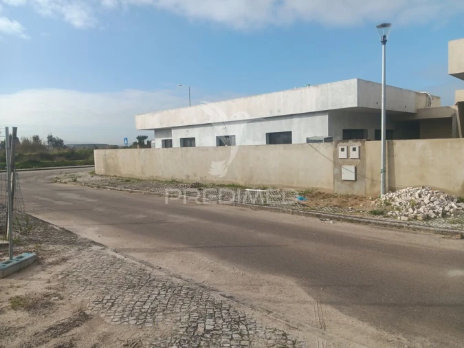 Moradia T4 para Venda em Quinta do Anjo Foto 4