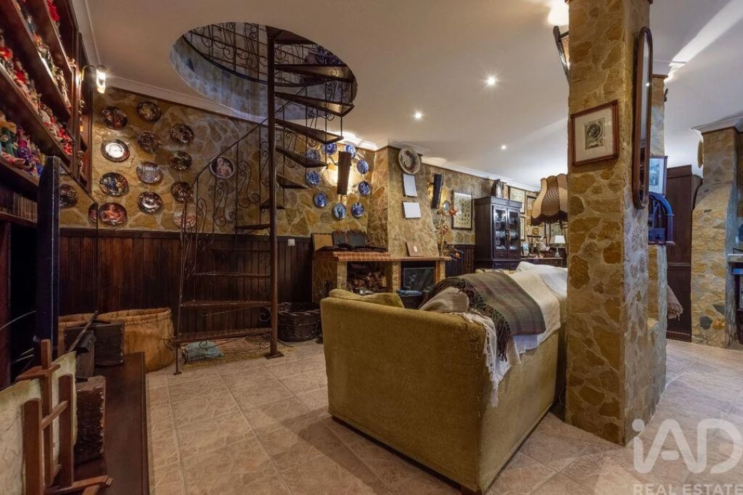 Moradia T4 para Venda em Cadaval e Pêro Moniz Foto 33