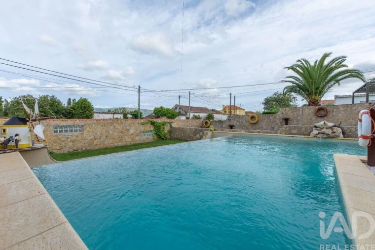 Moradia T4 para Venda em Cadaval e Pêro Moniz Foto 2