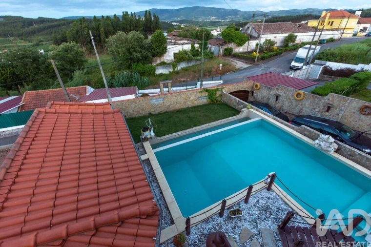 Moradia T4 para Venda em Cadaval e Pêro Moniz Foto 3