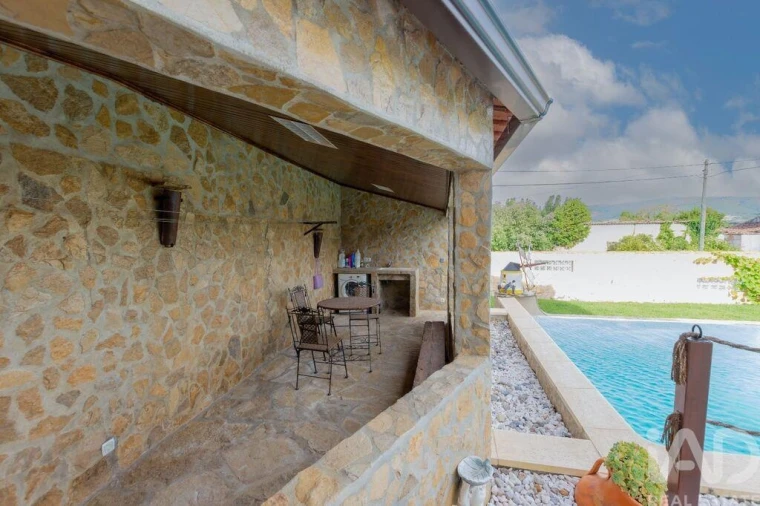 Moradia T4 para Venda em Cadaval e Pêro Moniz Foto 6