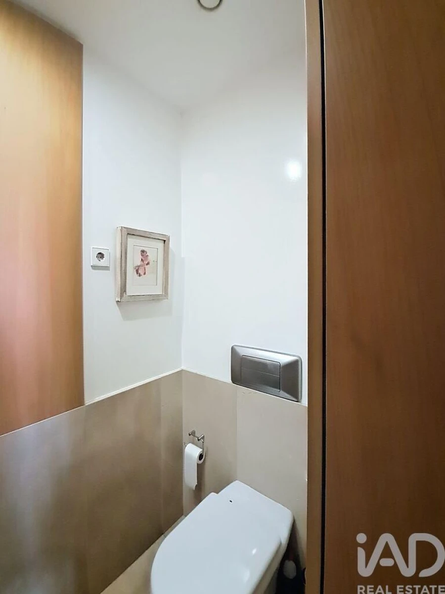 Apartamento T3 para Venda em Lordelo do Ouro e Massarelos Foto 11