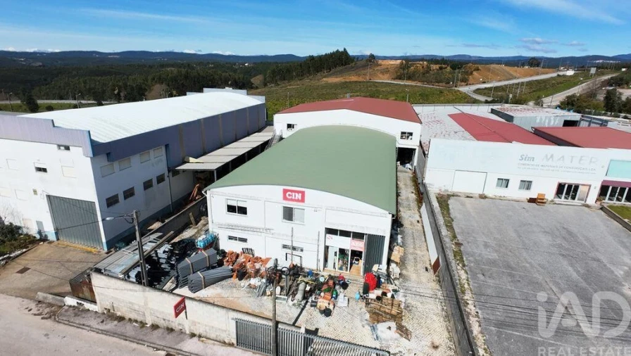 Prédio para Venda em Pedrogão Grande Foto 7