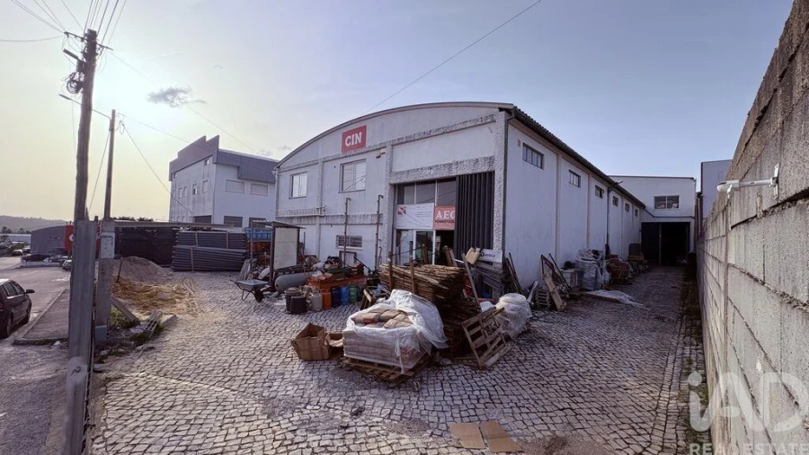Prédio para Venda em Pedrogão Grande Foto 38