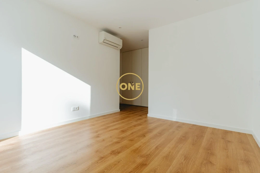 Apartamento T3 para Venda em Sé Nova, Santa Cruz, Almedina e São Bartolomeu Foto 13