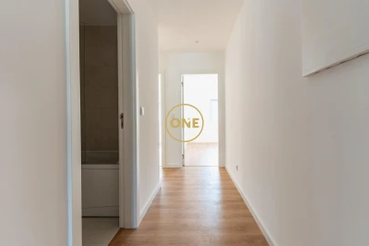 Apartamento T3 para Venda em Sé Nova, Santa Cruz, Almedina e São Bartolomeu