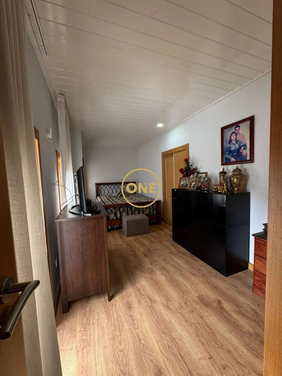 Moradia T2 para Venda em Vila Nova do Campo Foto 10