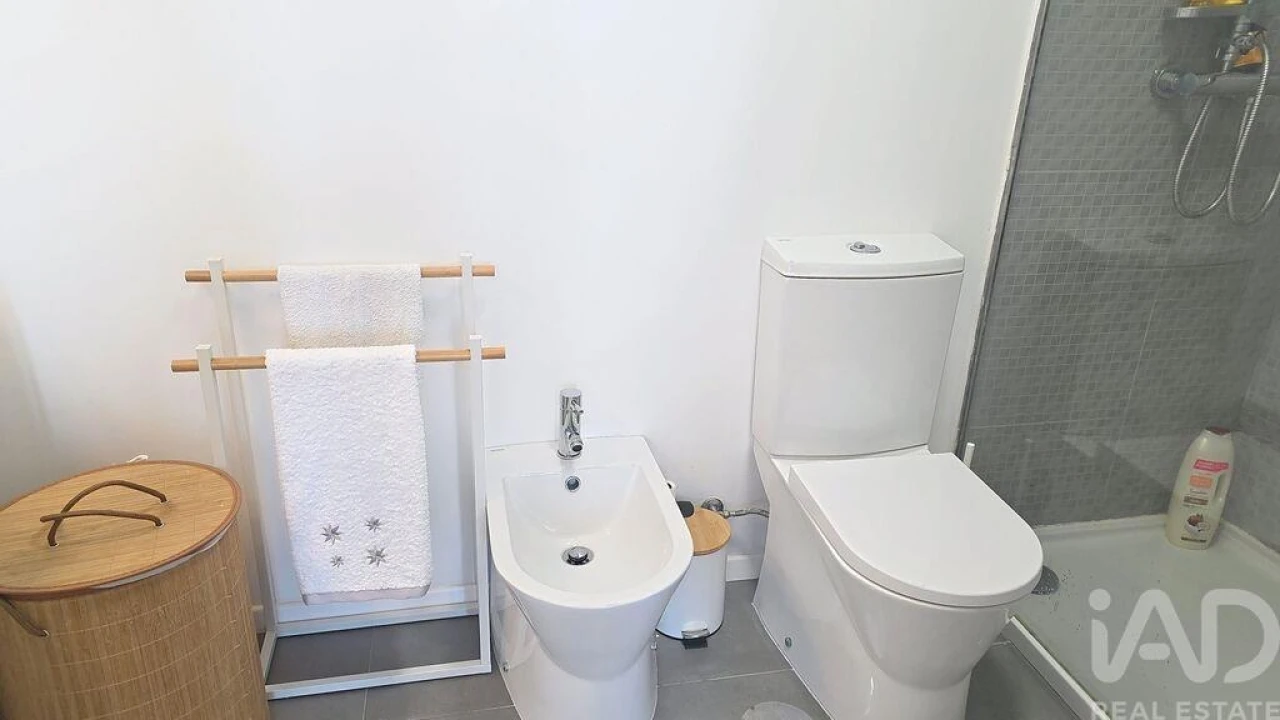 Apartamento T3 para Venda em Esmoriz Foto 11