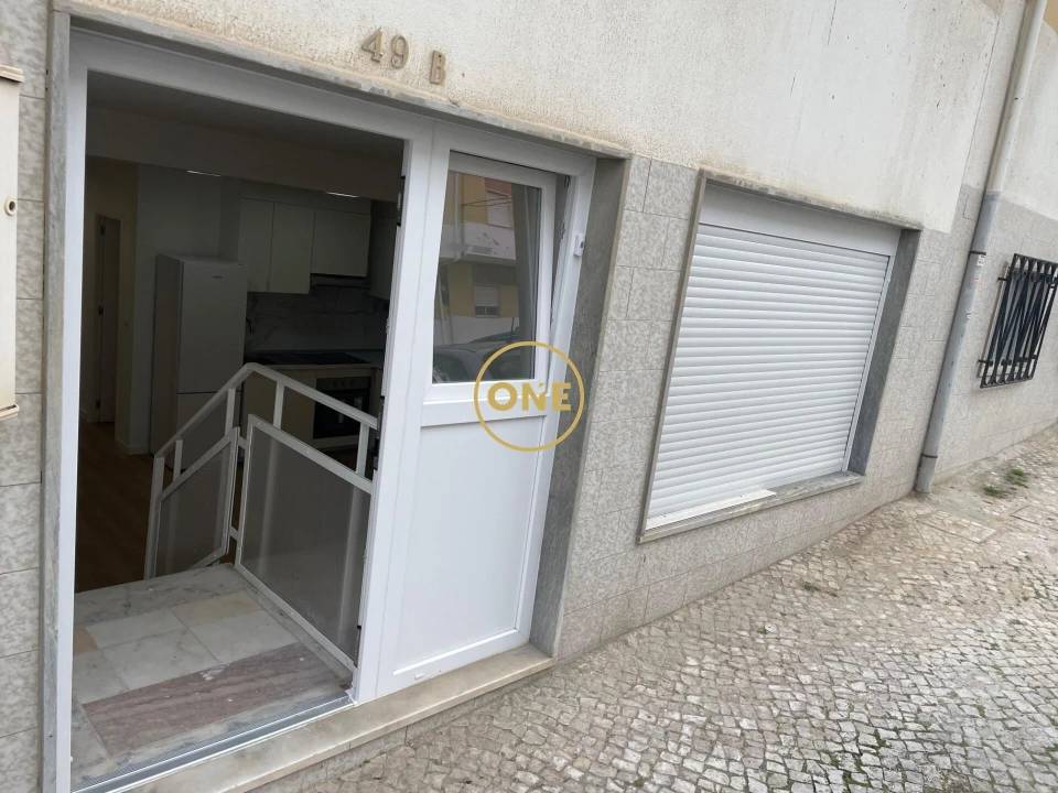 Apartamento T2 para Venda em Barreiro e Lavradio Foto 12