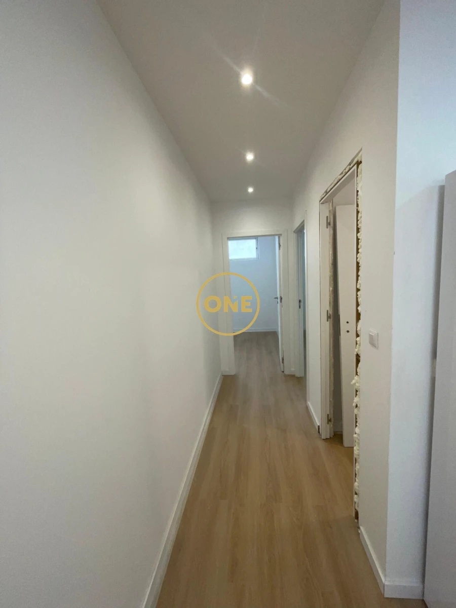 Apartamento T2 para Venda em Barreiro e Lavradio Foto 33