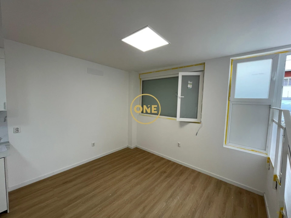 Apartamento T2 para Venda em Barreiro e Lavradio Foto 4