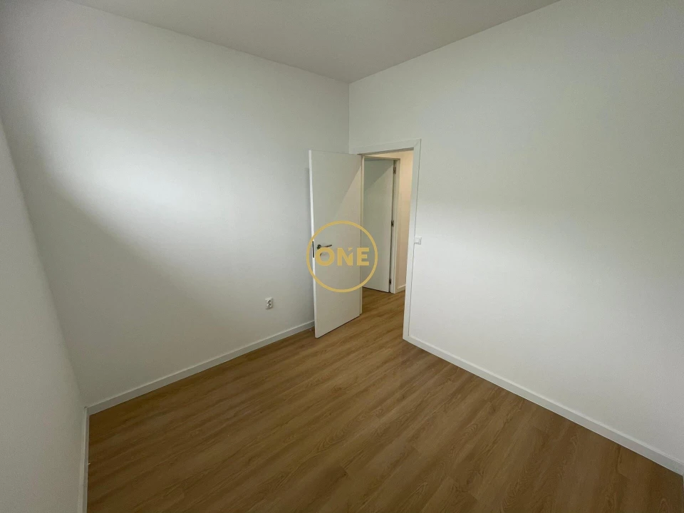 Apartamento T2 para Venda em Barreiro e Lavradio Foto 10