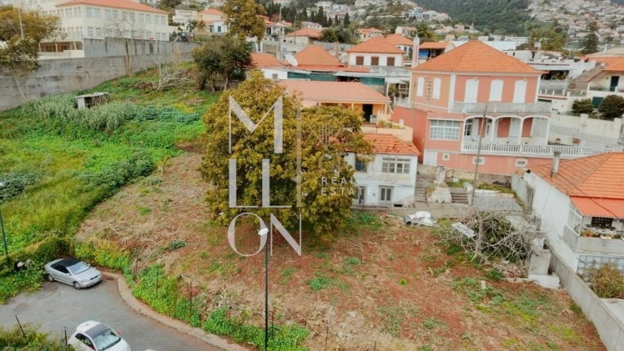 Moradia T3 para Venda em Santo Antonio