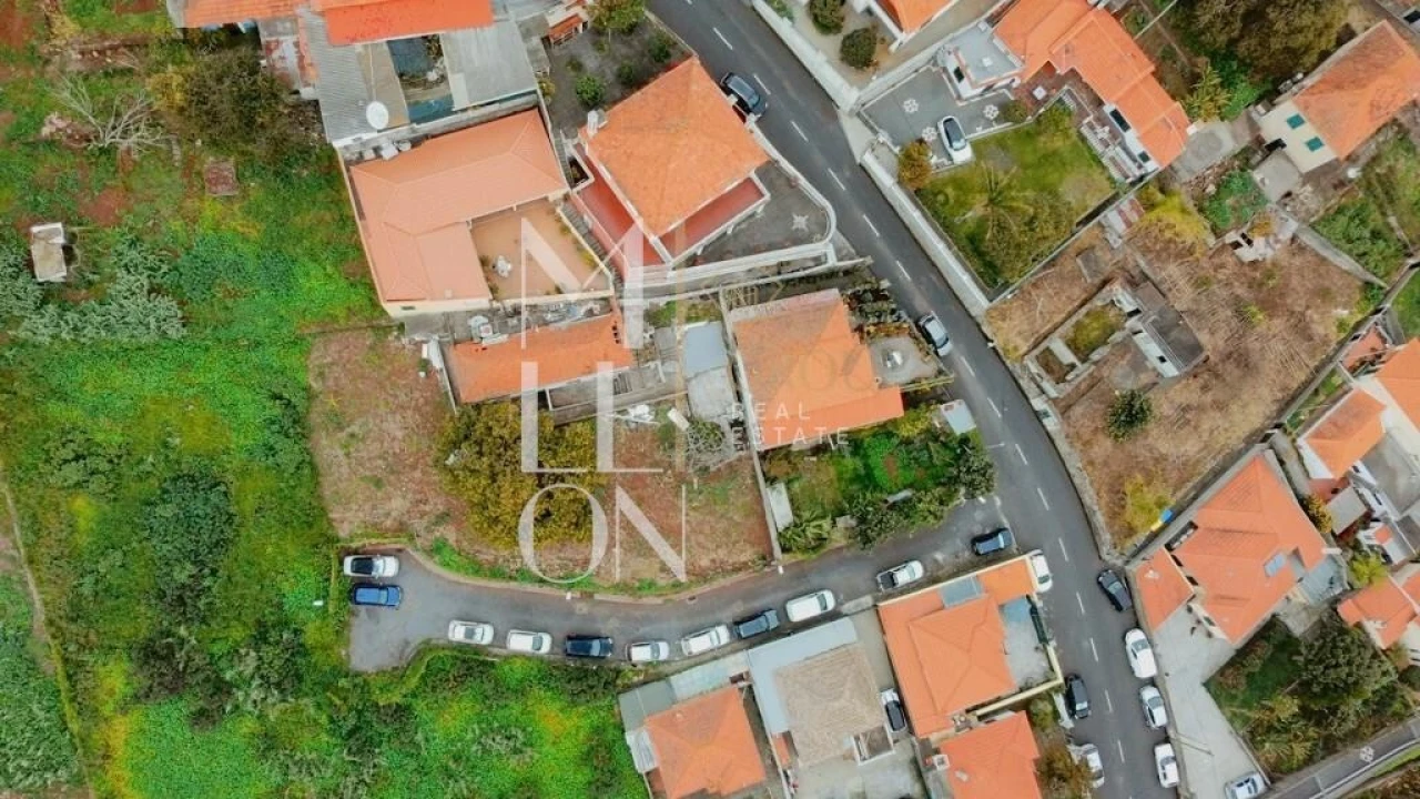 Moradia T3 para Venda em Santo Antonio Foto 11