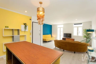 Apartamento T2 para Arrendamento em Arroios