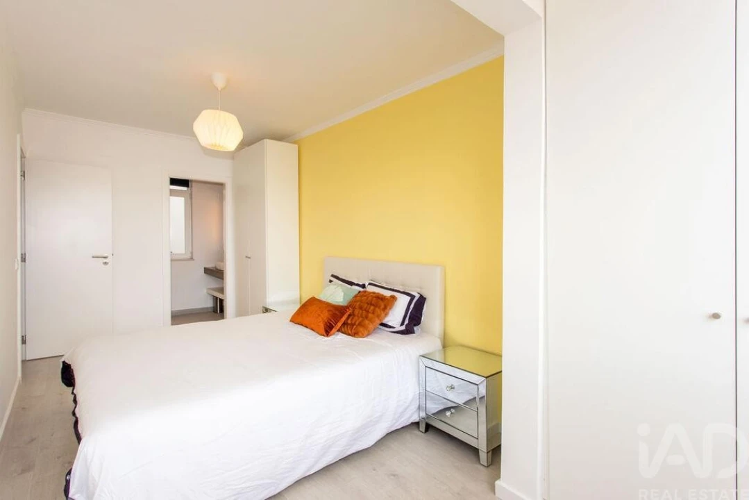 Apartamento T2 para Arrendamento em Arroios Foto 17