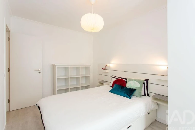 Apartamento T2 para Arrendamento em Arroios Foto 25
