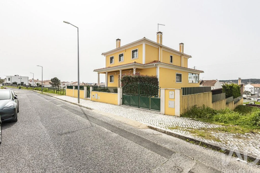 Moradia T5 para Venda em Rio Maior Foto 3