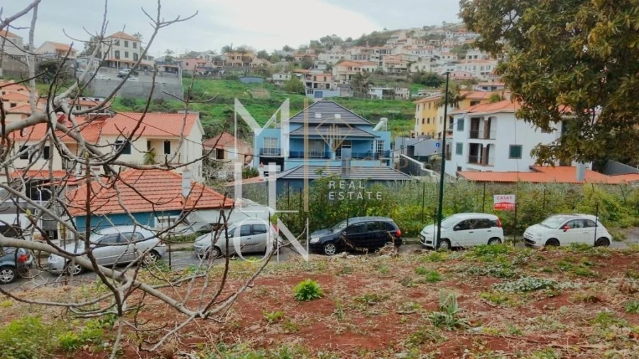 Moradia T3 para Venda em Santo Antonio Foto 6