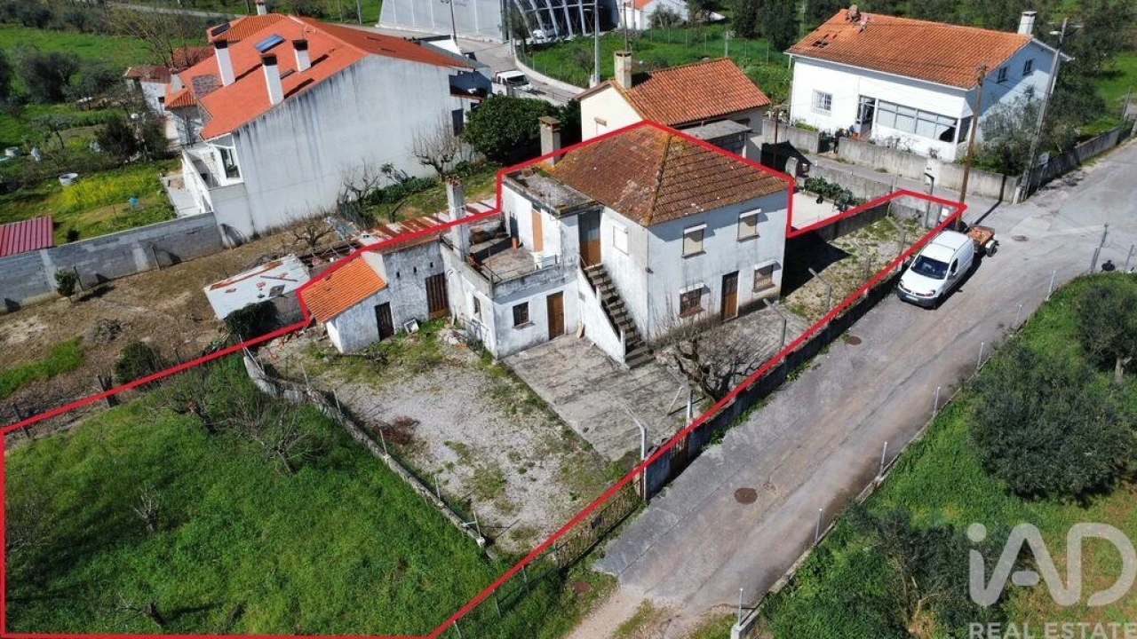 Moradia T3 para Venda em São Miguel, Santa Eufémia e Rabaçal Foto 4