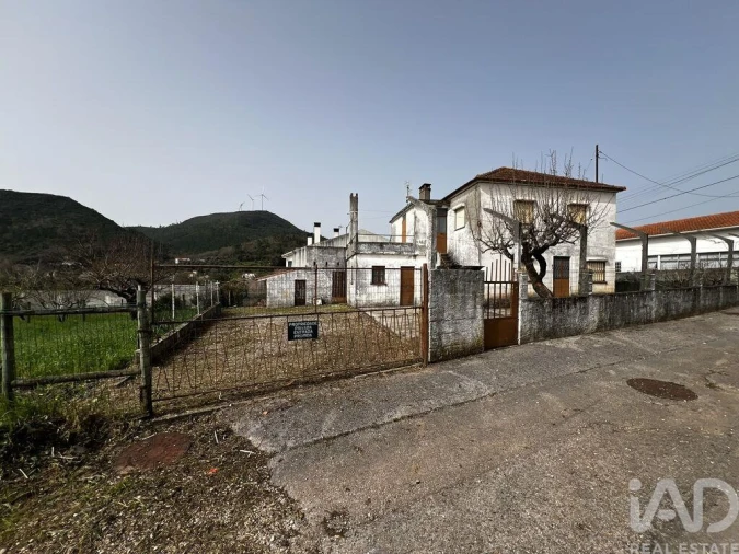 Moradia T3 para Venda em São Miguel, Santa Eufémia e Rabaçal Foto 12