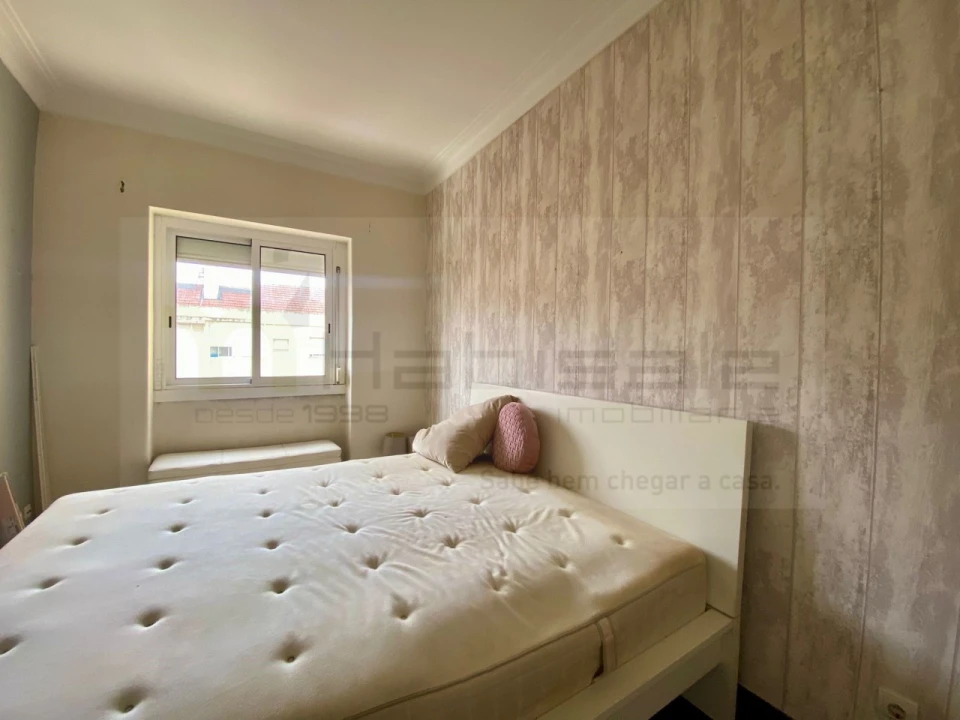 Apartamento T2 para Venda em Venteira Foto 22