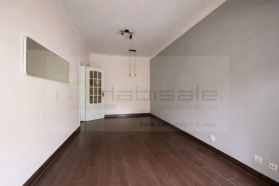 Apartamento T2 para Venda em Venteira Foto 2