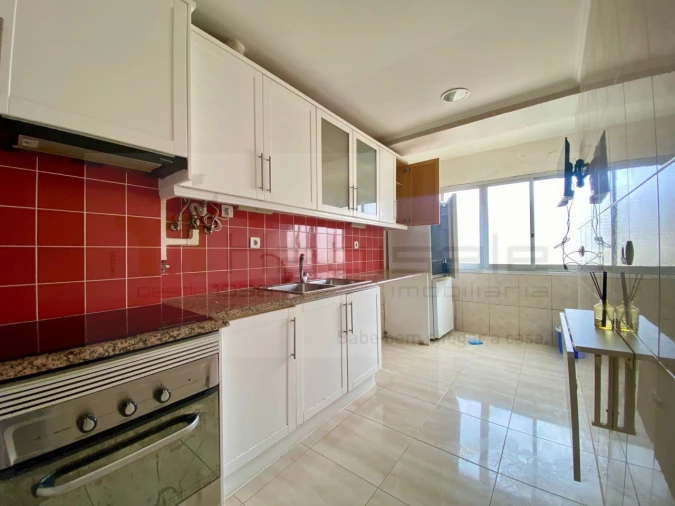 Apartamento T2 para Venda em Venteira Foto 12