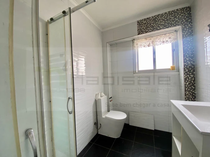 Apartamento T2 para Venda em Venteira Foto 18