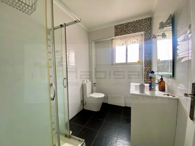 Apartamento T2 para Venda em Venteira Foto 19