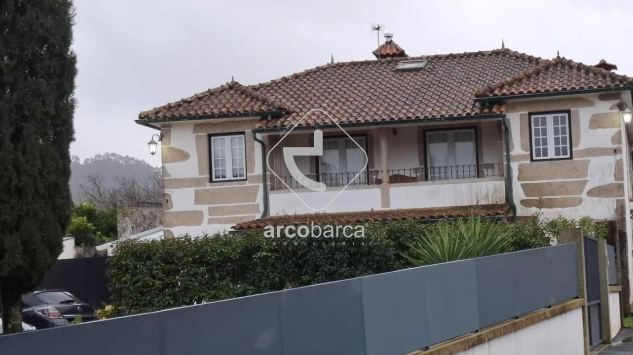 Moradia T4 para Venda em Arcozelo Foto 43