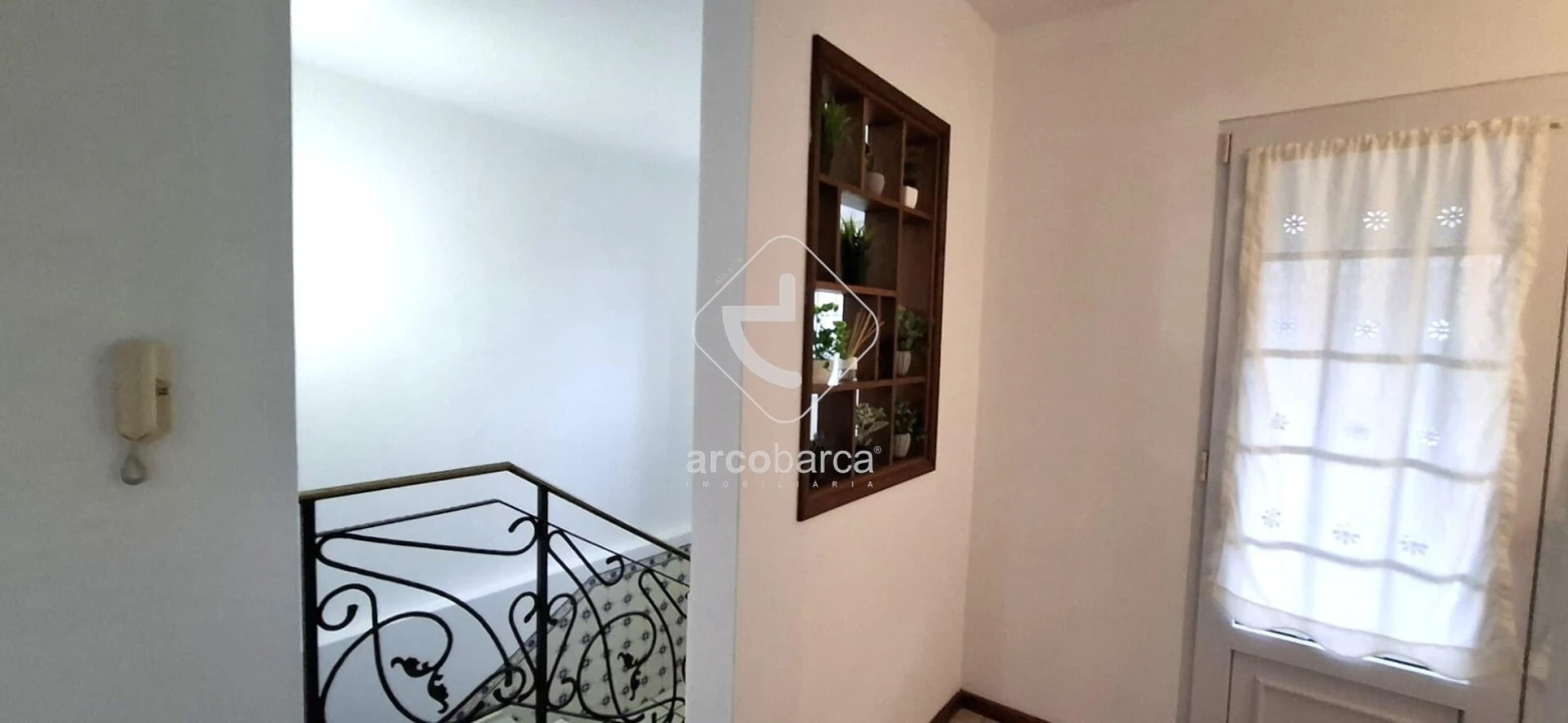 Moradia T4 para Venda em Arcozelo Foto 13